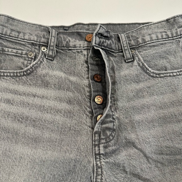 Gap high rise cheeky short. Size 28/6R - Picture 4 of 5